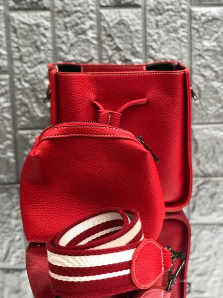 Mel’s handbags