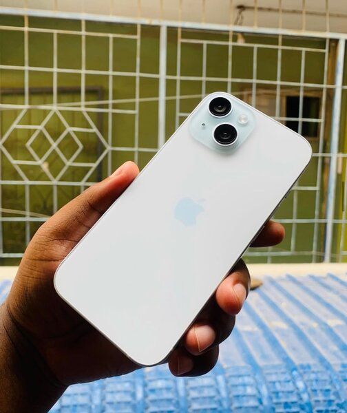 iPhone 15