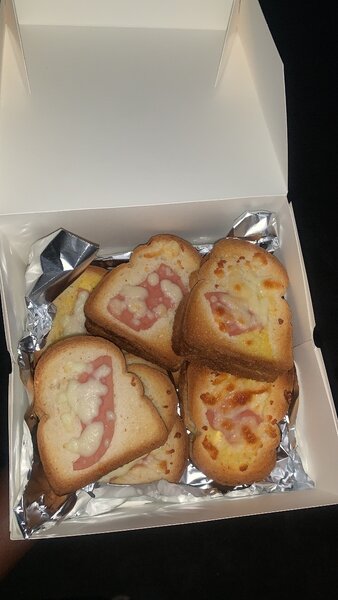 Sandwiches gratinés au fromage