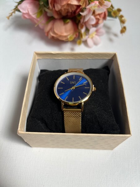 Ladies wrist watch