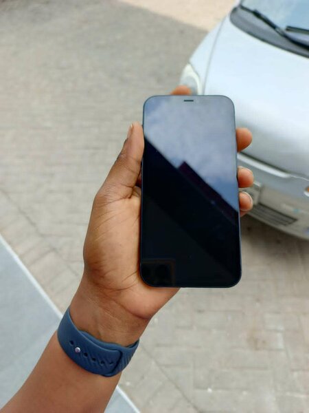 IPHONE 12 (128)