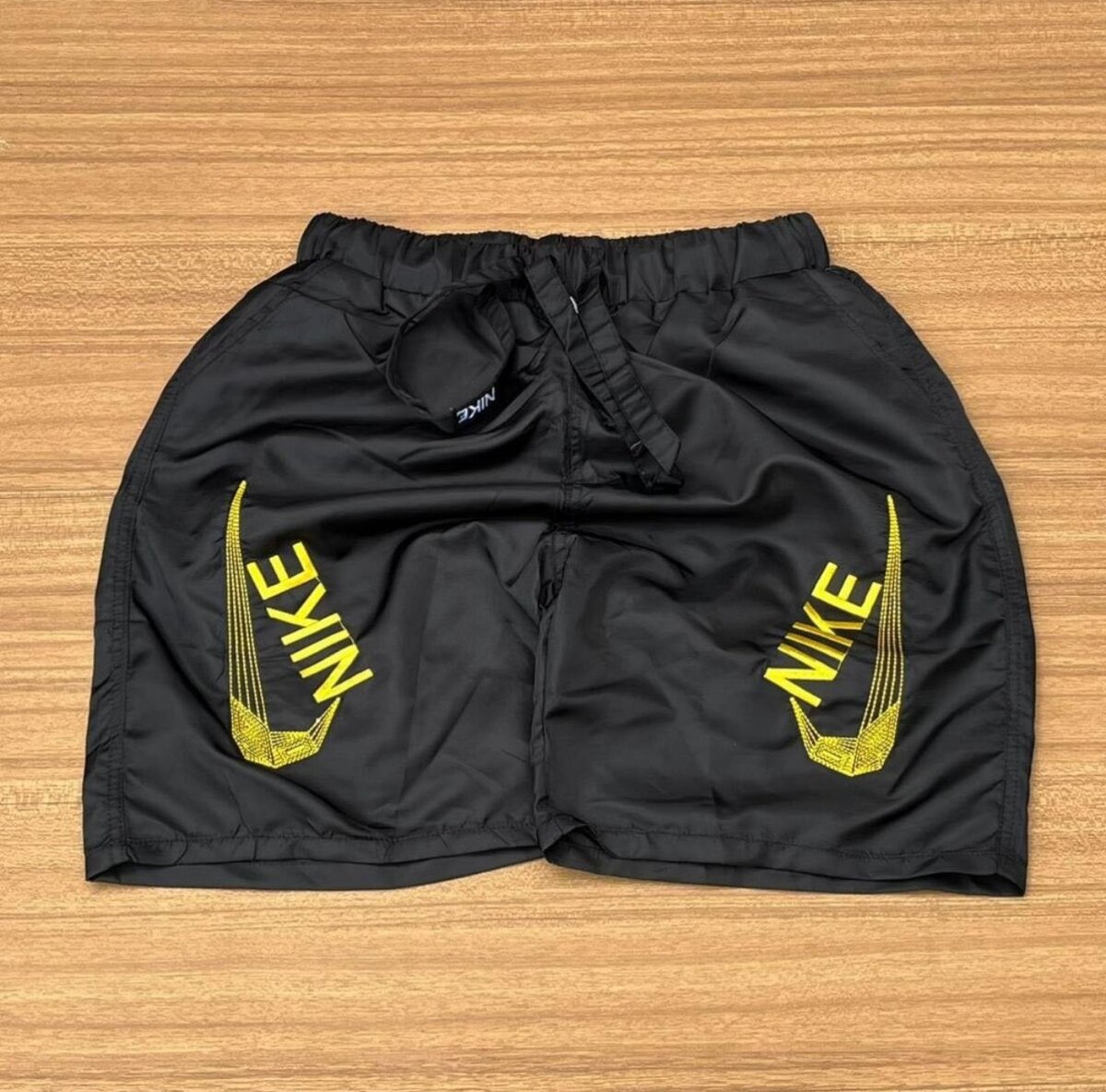 Men short