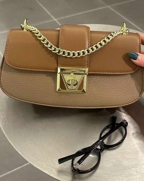 Shoulder bag