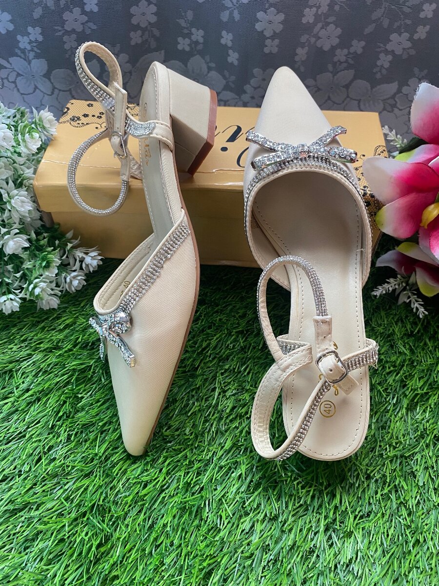Affordable heels for ladies.