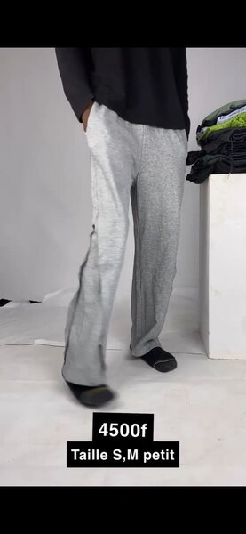 Jogging bas évasé