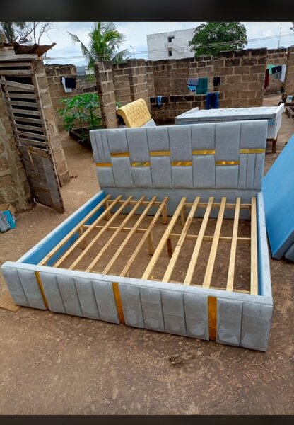 King size bed