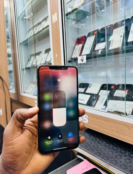 IPHONE XS MAX