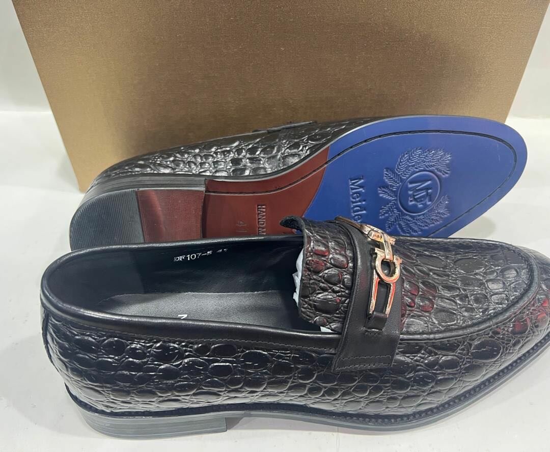 Mens shoes