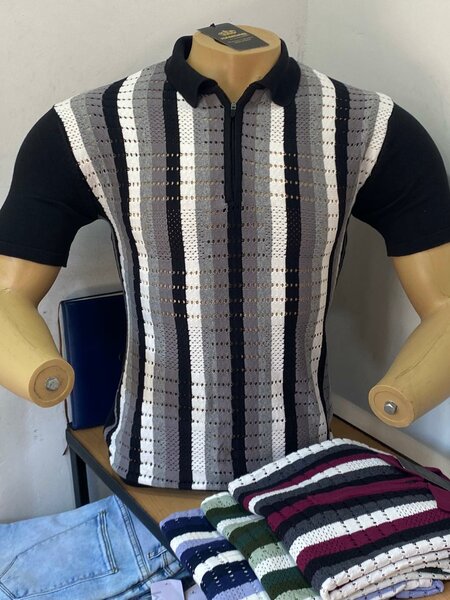 Semi-lock T-shirt