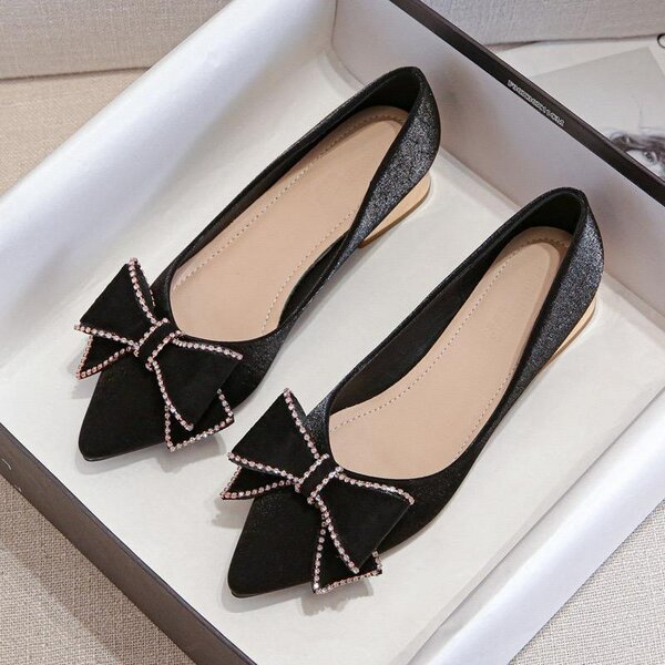 Mimis Down Shoe 1