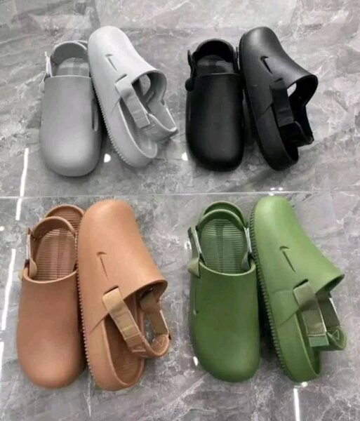 Nike mules ( Nike crocs)