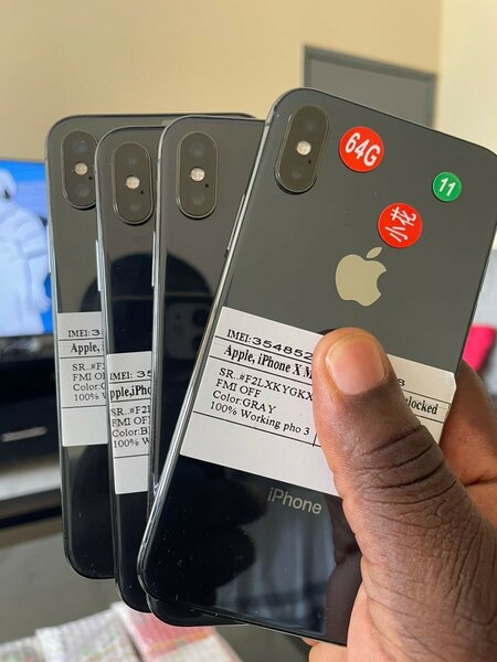 iPhone X