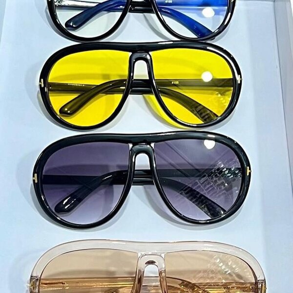 Lunettes de soleil colorées Loewe