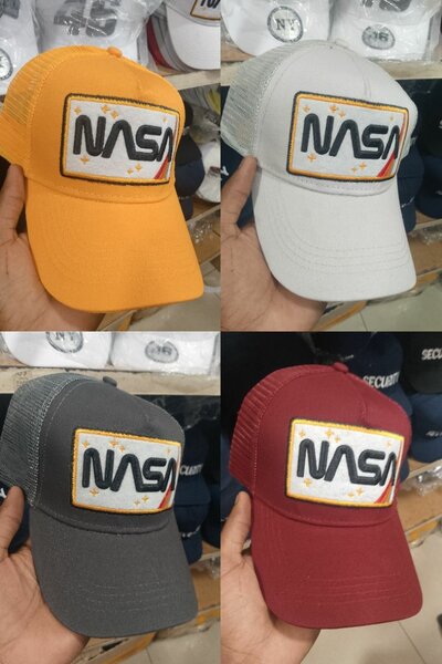 Caps