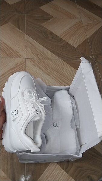 Emory Sneakers