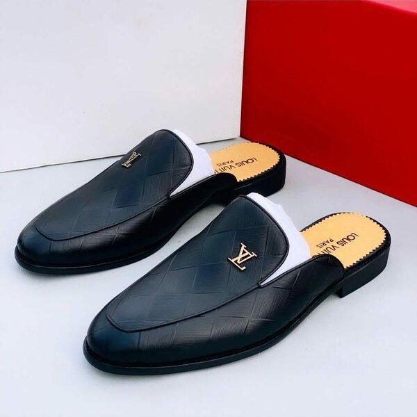 Half shoes