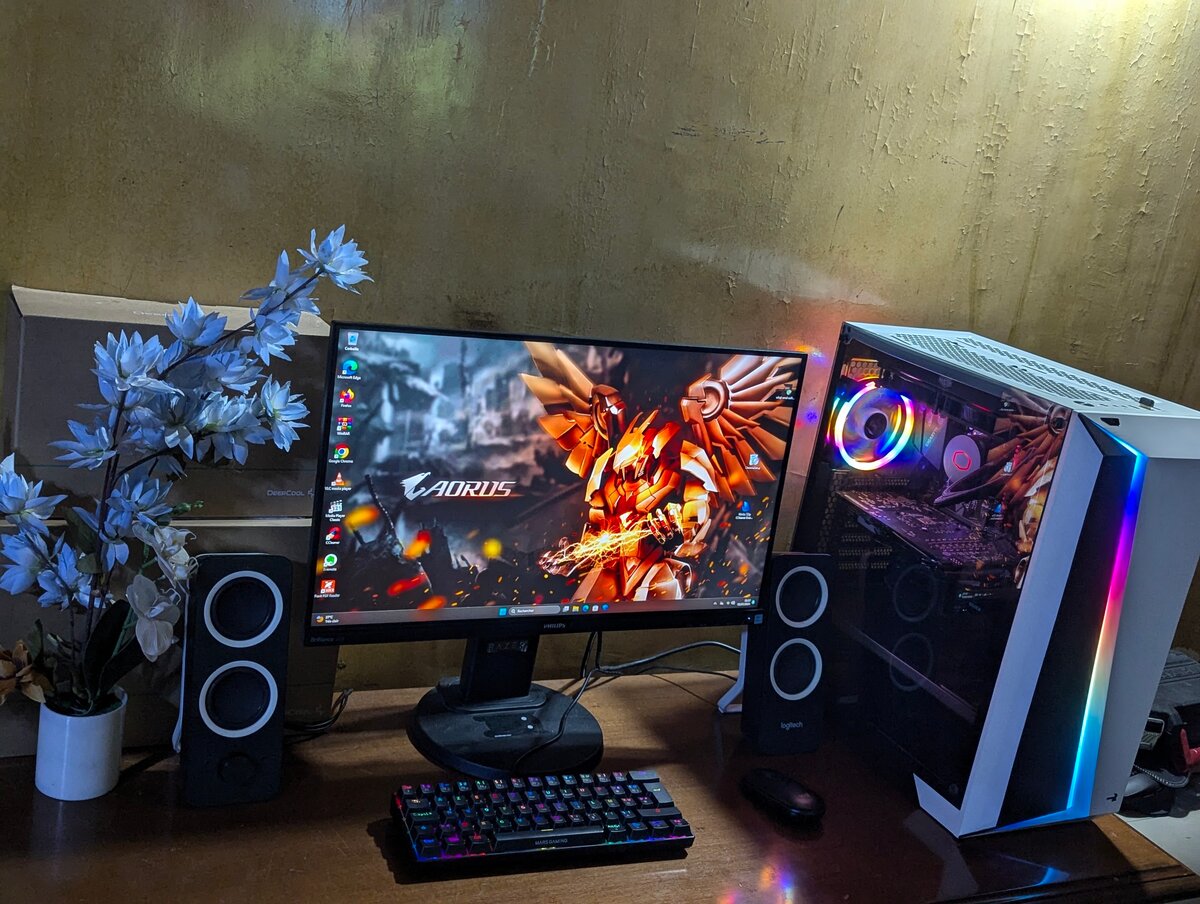UC GAMER RYZEN 5 (12 Processeurs logiques ) - RAM 32 Go-SSD