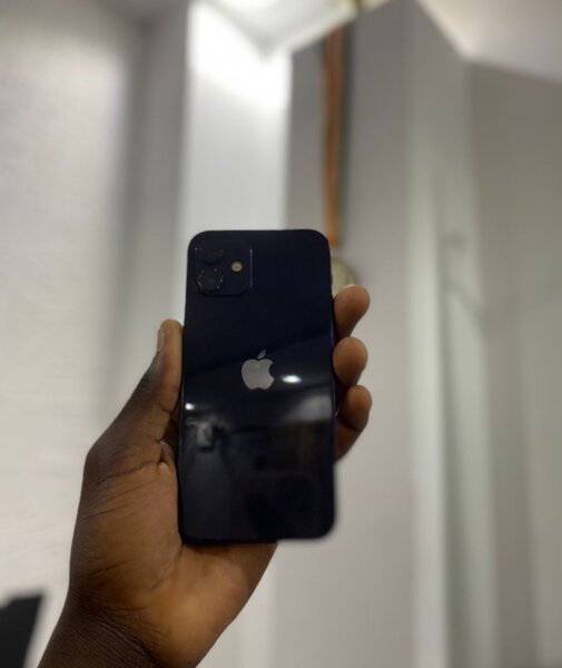 12 simple sans Face ID