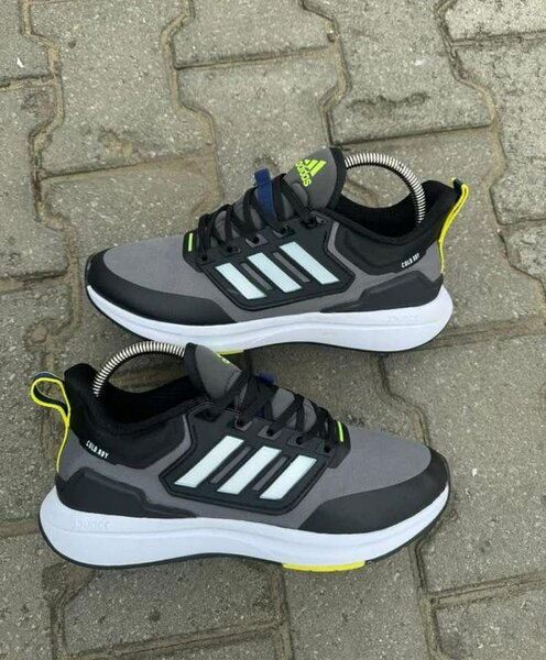 Paires de baskets