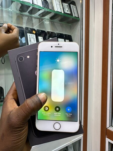 iPhone 8 64 Go