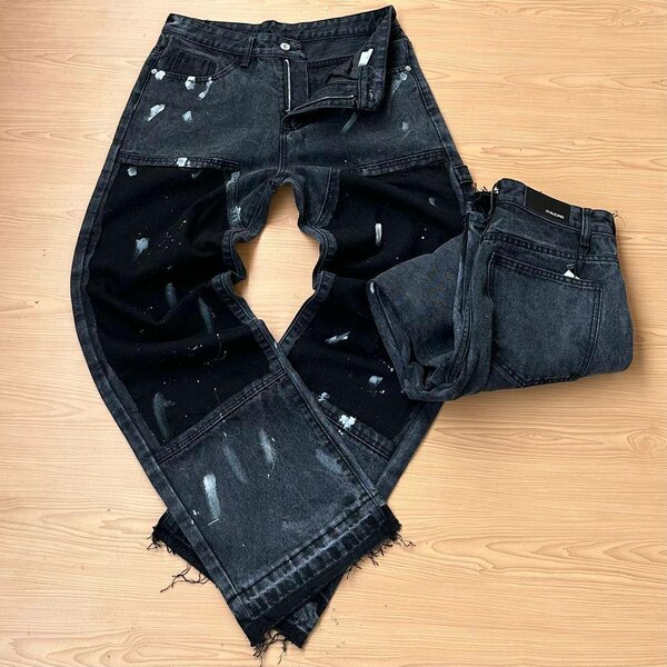 Baggy jeans