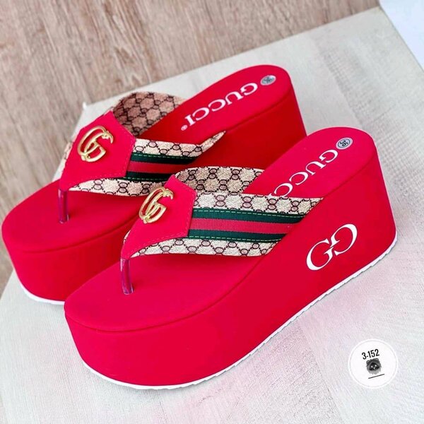 Girl slippers