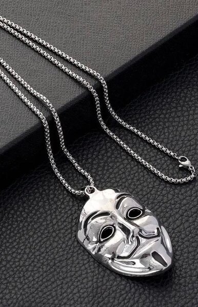 Mens necklace