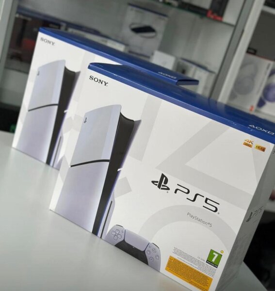 PS5 SLIM BRAND NEW