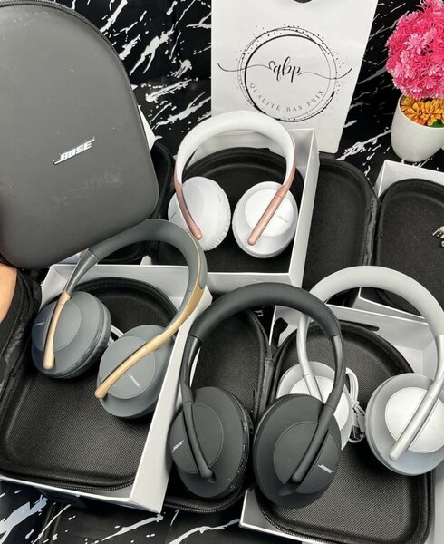 Très bon casque Bluetooth Bose muni d'un sac pure bas