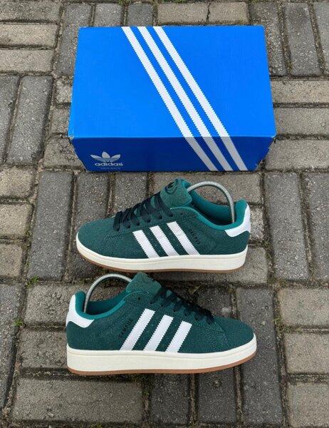 Adidas campus