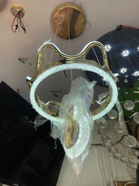 Pendant light