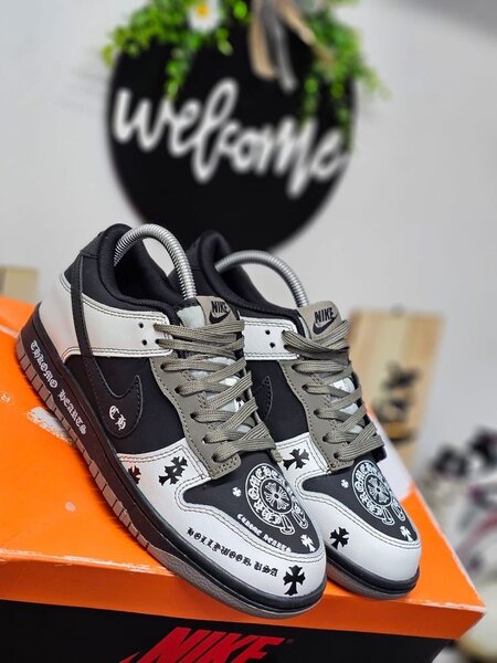 Nike Dunks