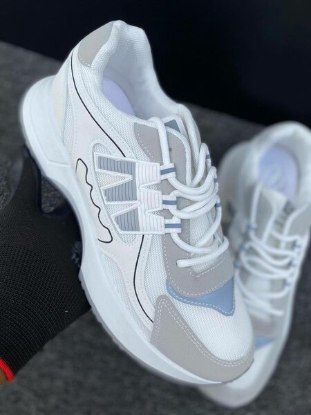 Men sneakers