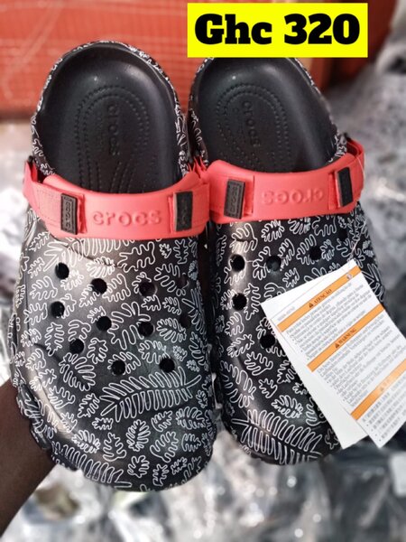Designal Crocs