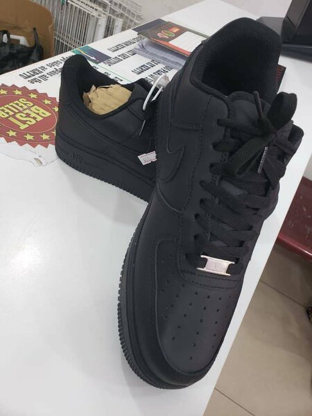 Men sneakers