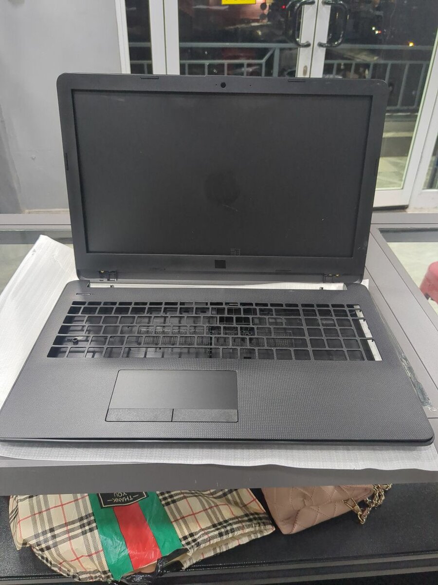 HP 250 G6 Housing