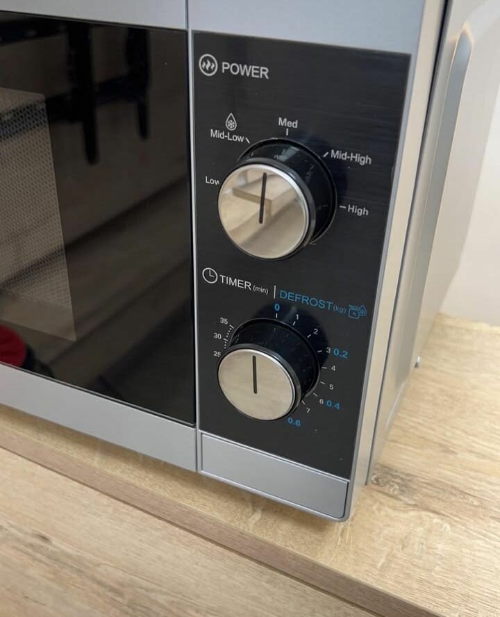 Microwave oven