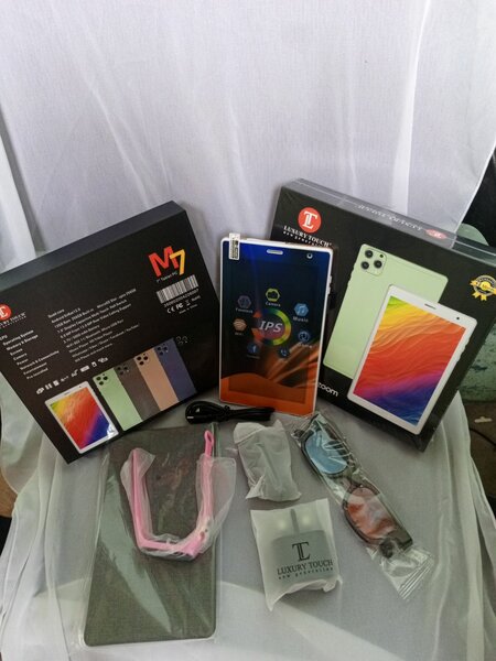 tablette éducative écran blindé 1 puce luxury M7