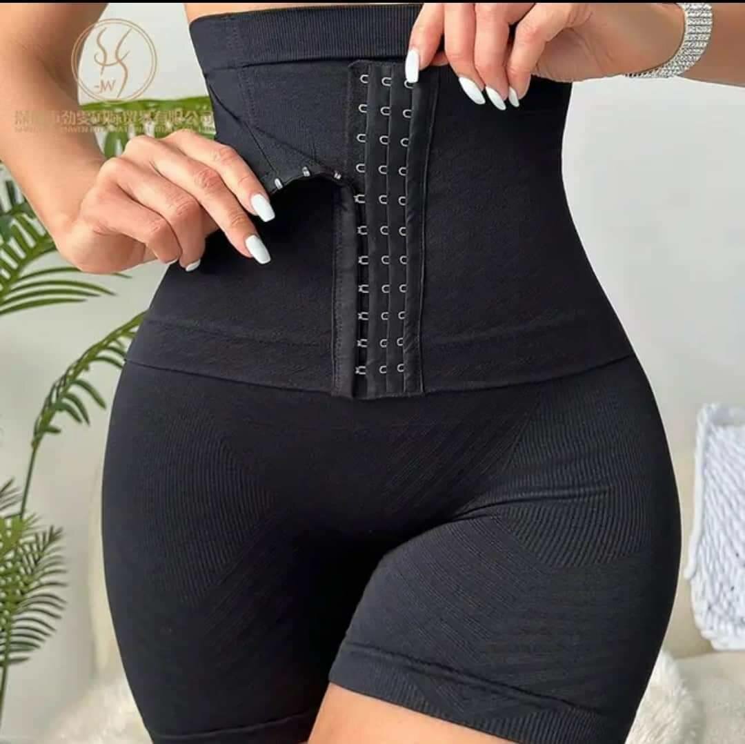 Shorts gainants taille haute