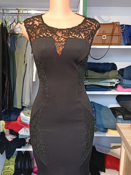 Black elegant dress
