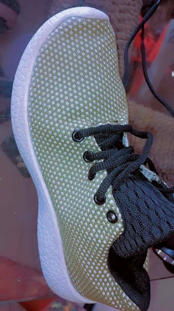Footwear for unisex