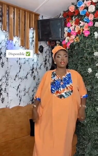 Robe avec foulard