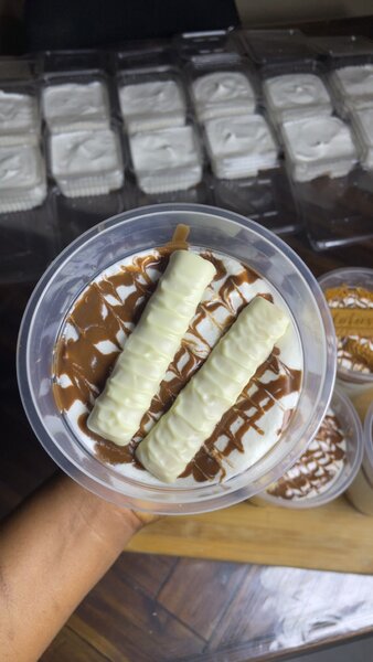 TIRAMISU TWIX WHITE