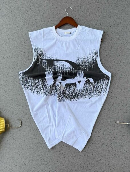 Armless t shirt