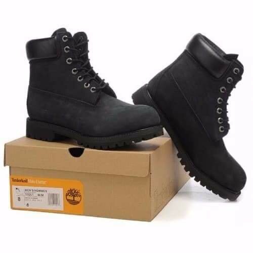 Chaussures pour homme en toute couleurs