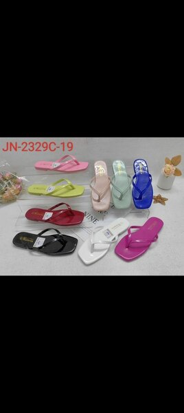 Ladies slippers