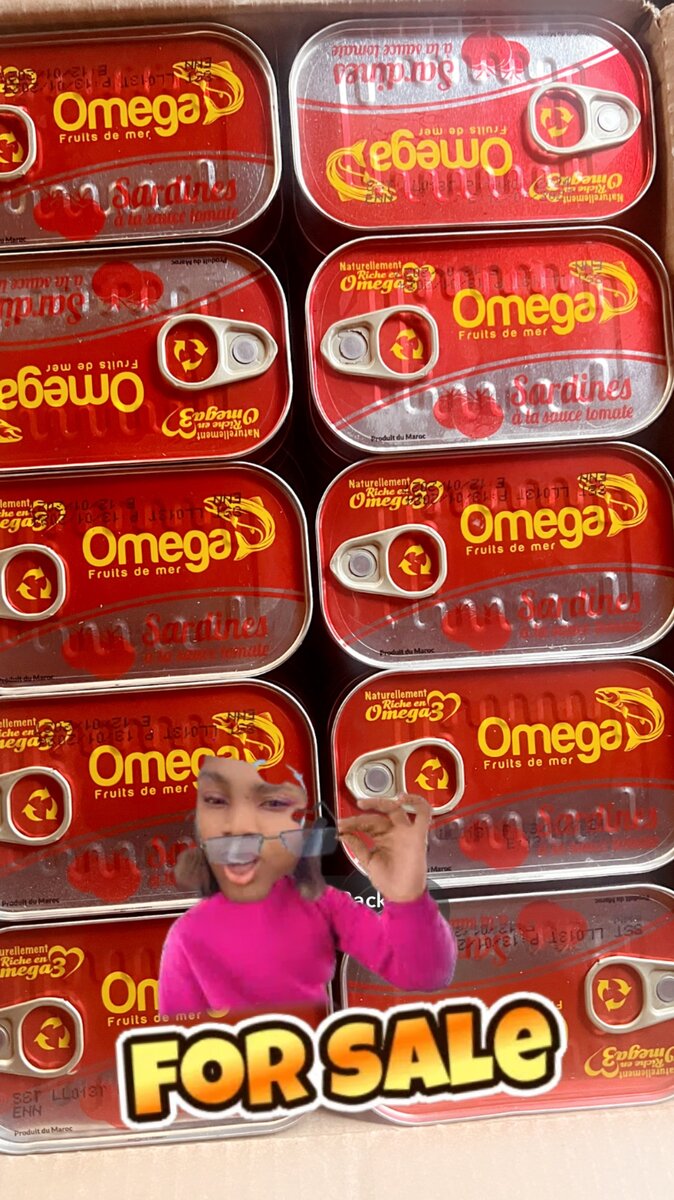 Sardine. Biscuits.