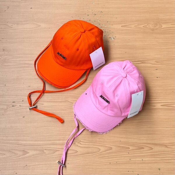 Bucket caps