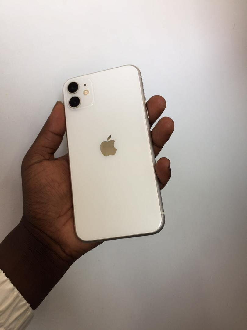 iPhone 11