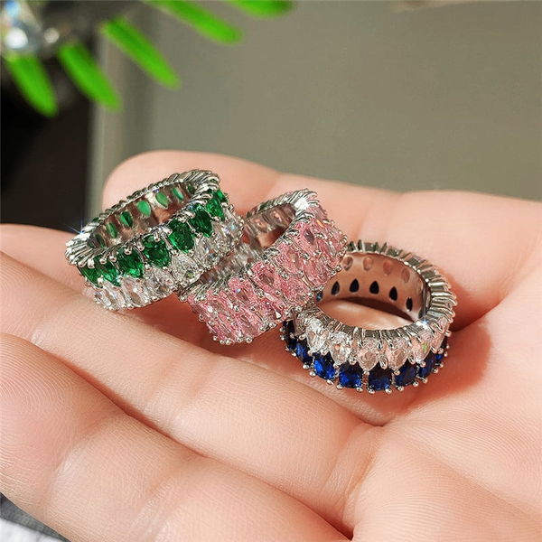 Emerald glass ring